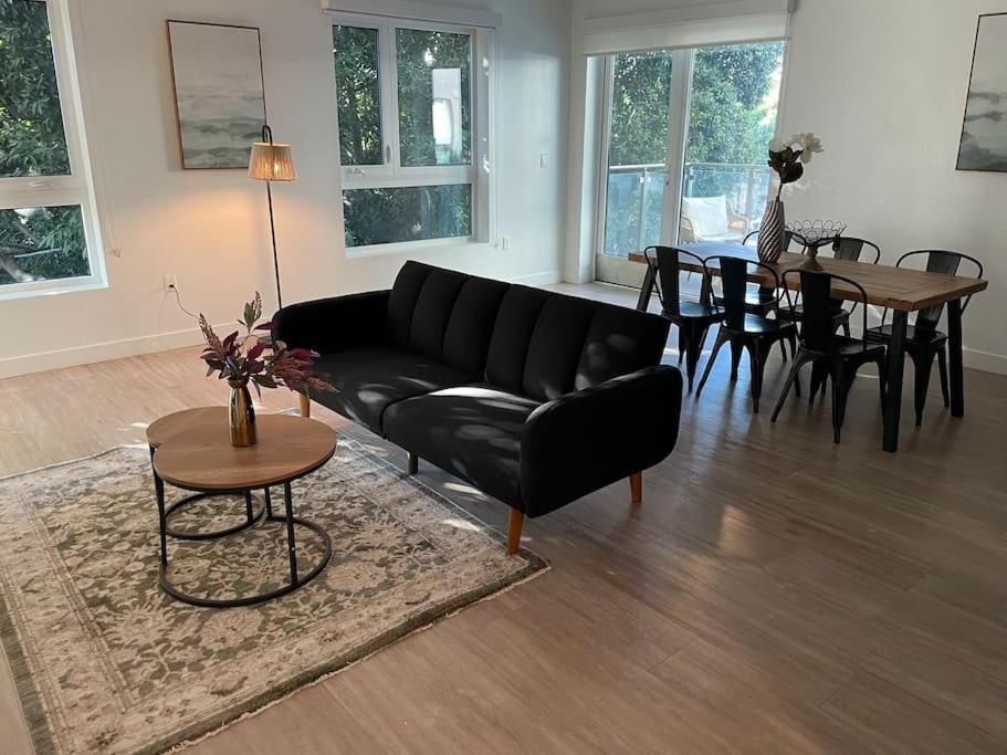 Stylish Westwood Apartment - Steps From Ucla-2 Bedroom 2 Bath Los Angeles Kültér fotó